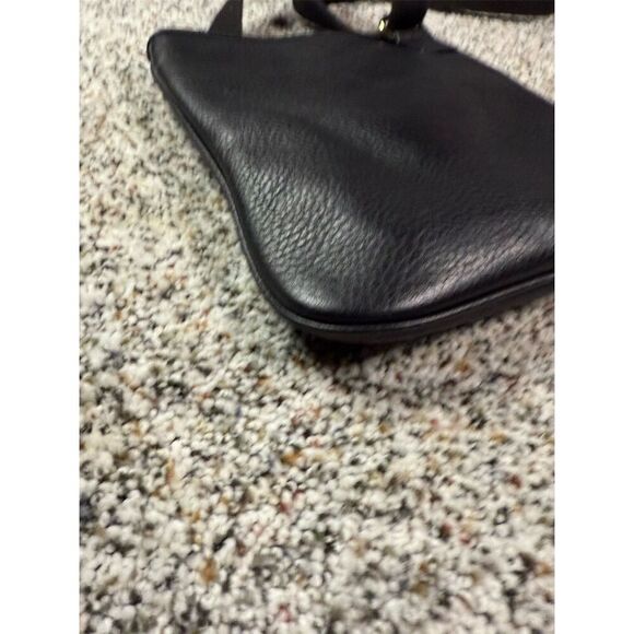 Michael Kors Fulton Black Leather Crossbody Bag Gold Hardware - Picture 5 of 8